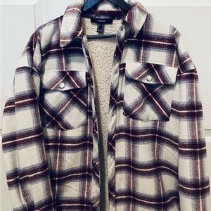 💜 Forever 21 Sherpa-lined Jacket 💜